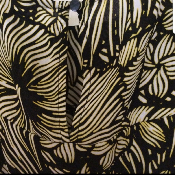 Final price - Women's Sleeveless top - Picture 5 of 7